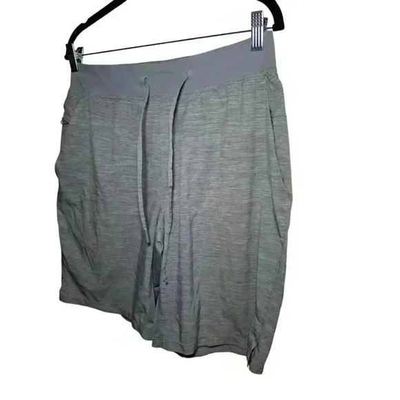 Lululemon Men's T.H.E. Short 9” Linerless Size Medium - Gray - Picture 3 of 14